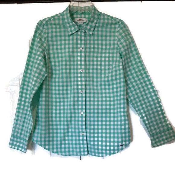 Vineyard Vines Tops - Vineyard vines top100% cotton size 8